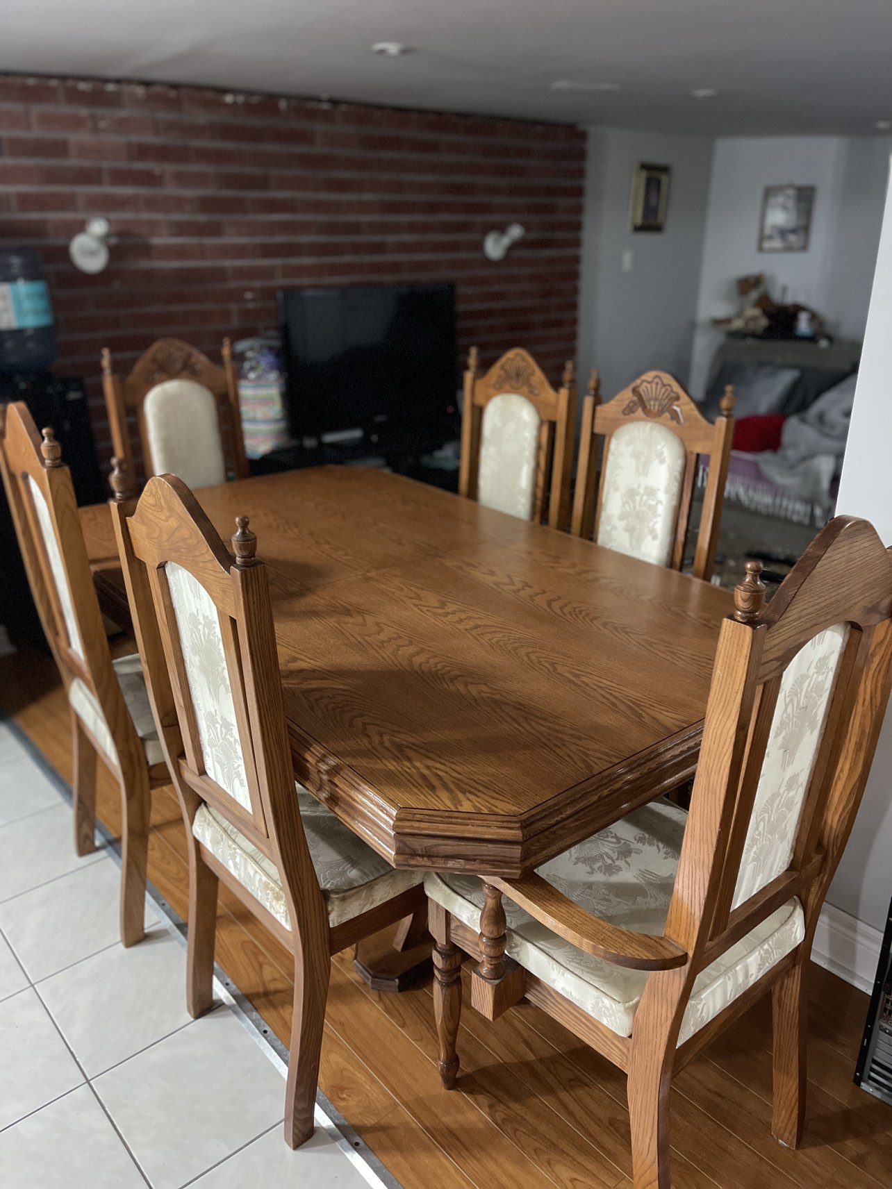 Dining table for sale - photo 3