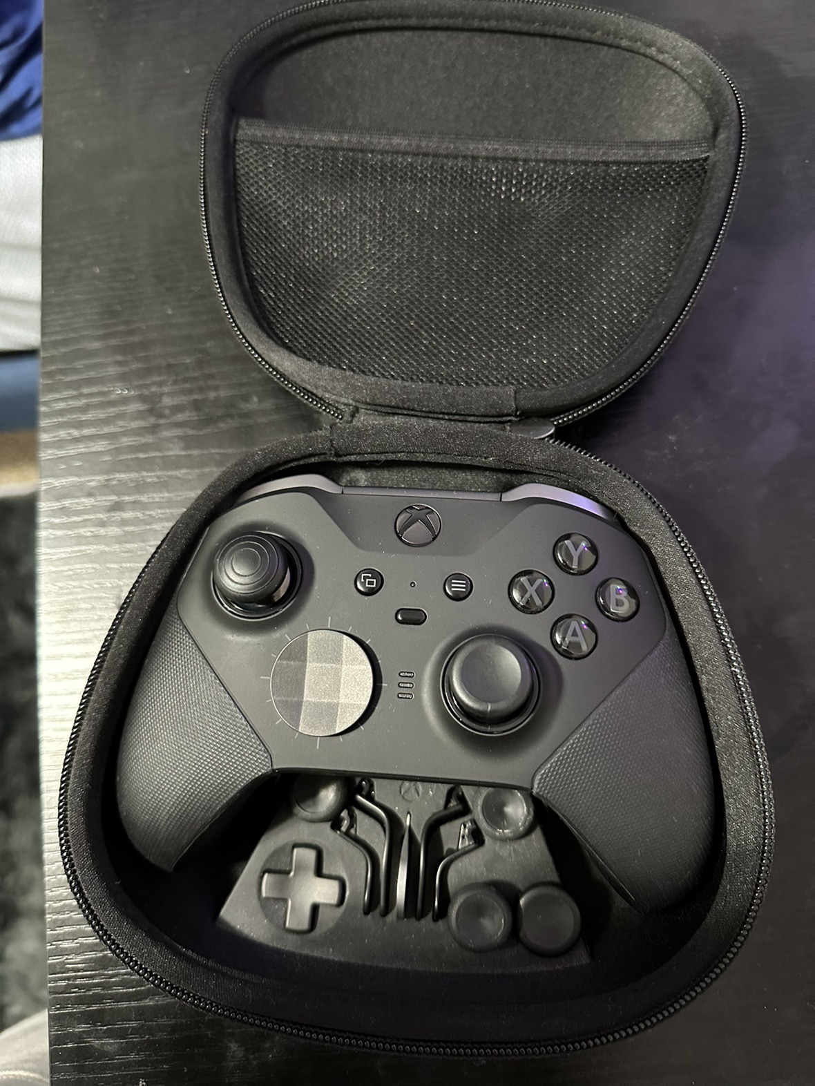 Xbox Elite Series 2 controller thumbnail