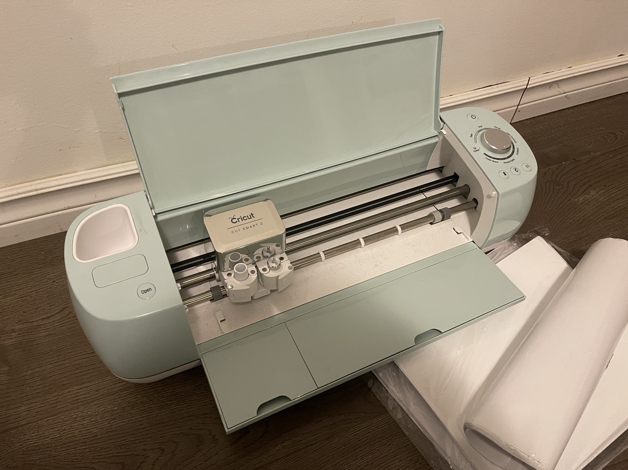 NEED GONE! Cricut Explore Air 2 image indicator(2)