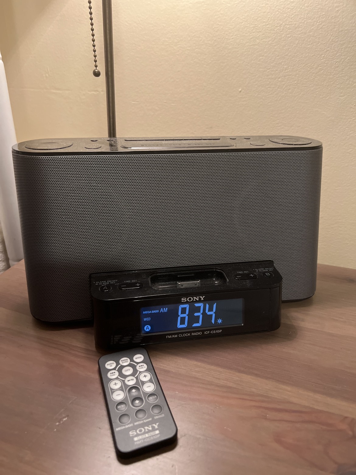 Alarm clock w remote