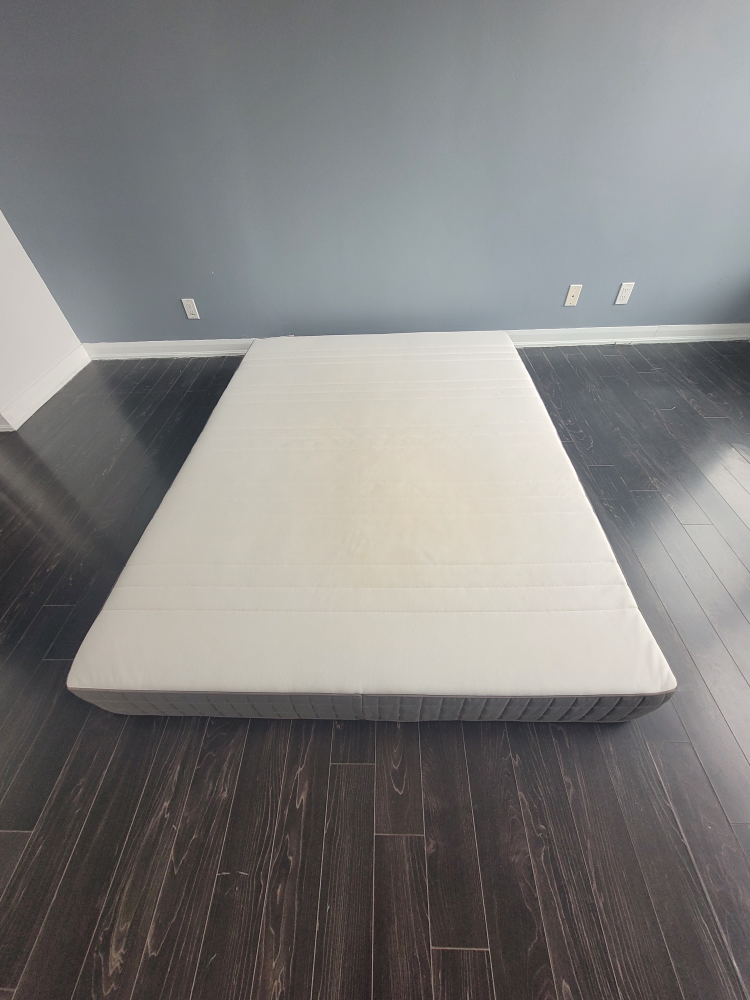 foam mattress medium firm dark gray queen bed - photo 3