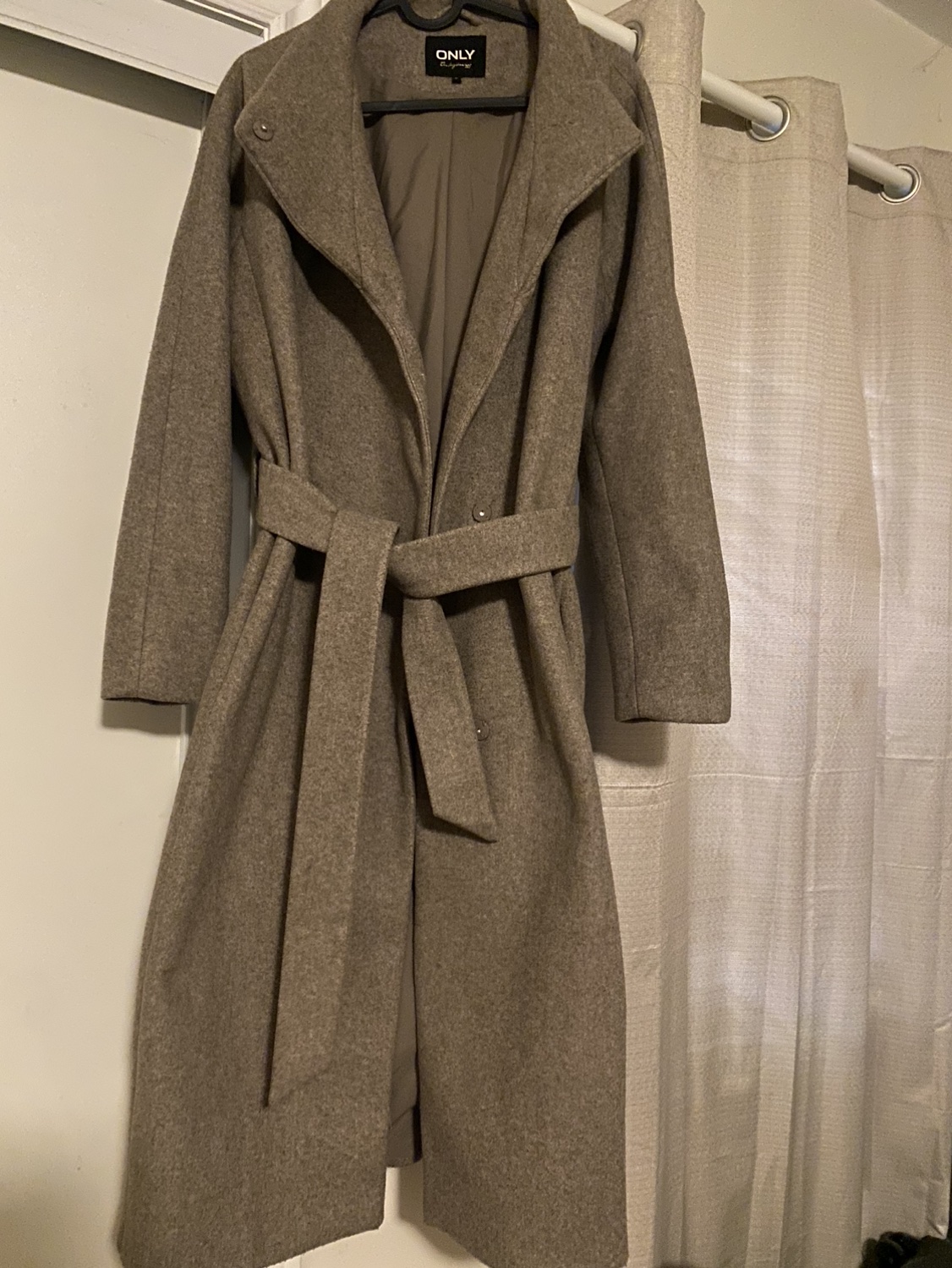 winter Jacket Women’s Size medium but fits like Large - photo 2