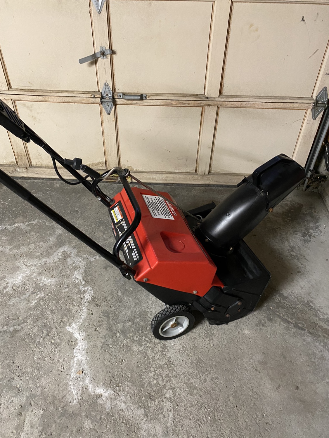 Selling Murray electric snowblower - photo 3