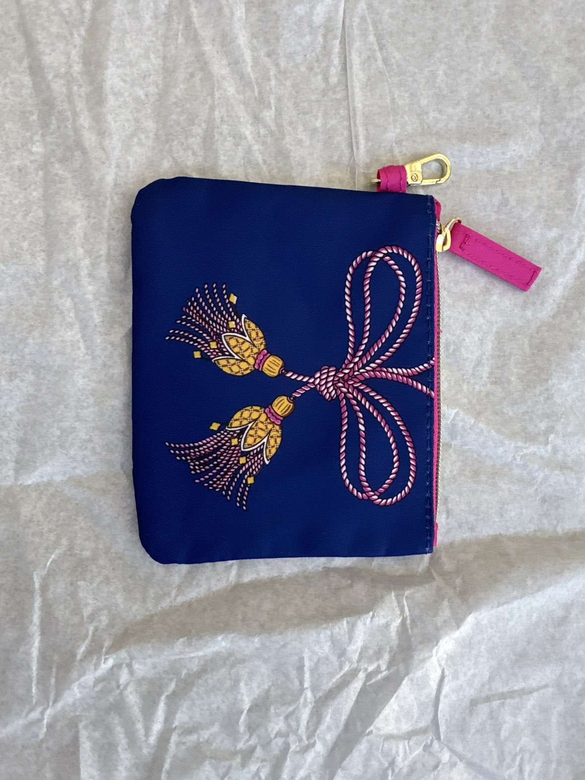 Estée Lauder coin purse thumbnail