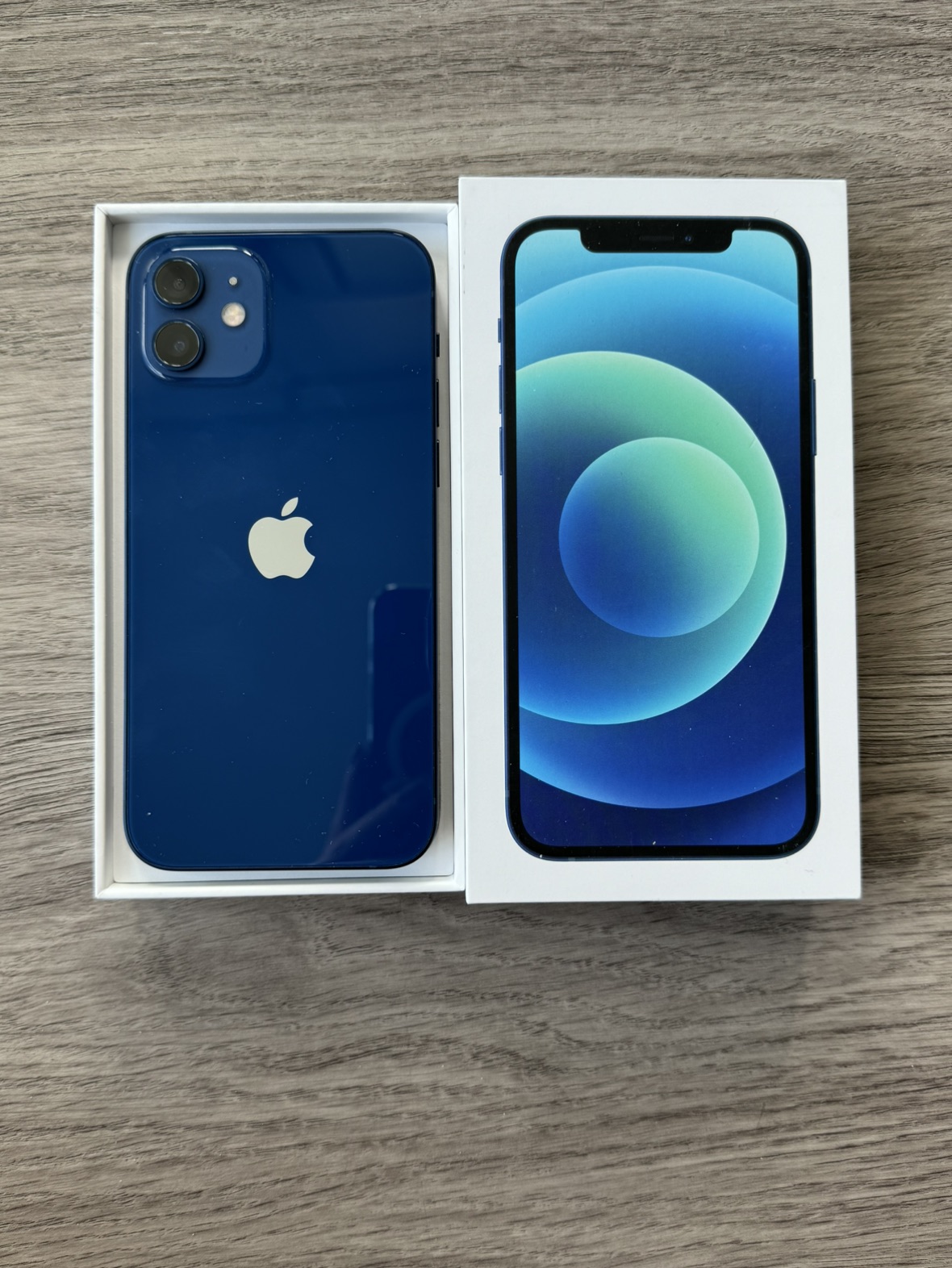 iPhone 12 | 128 GB | good condition thumbnail
