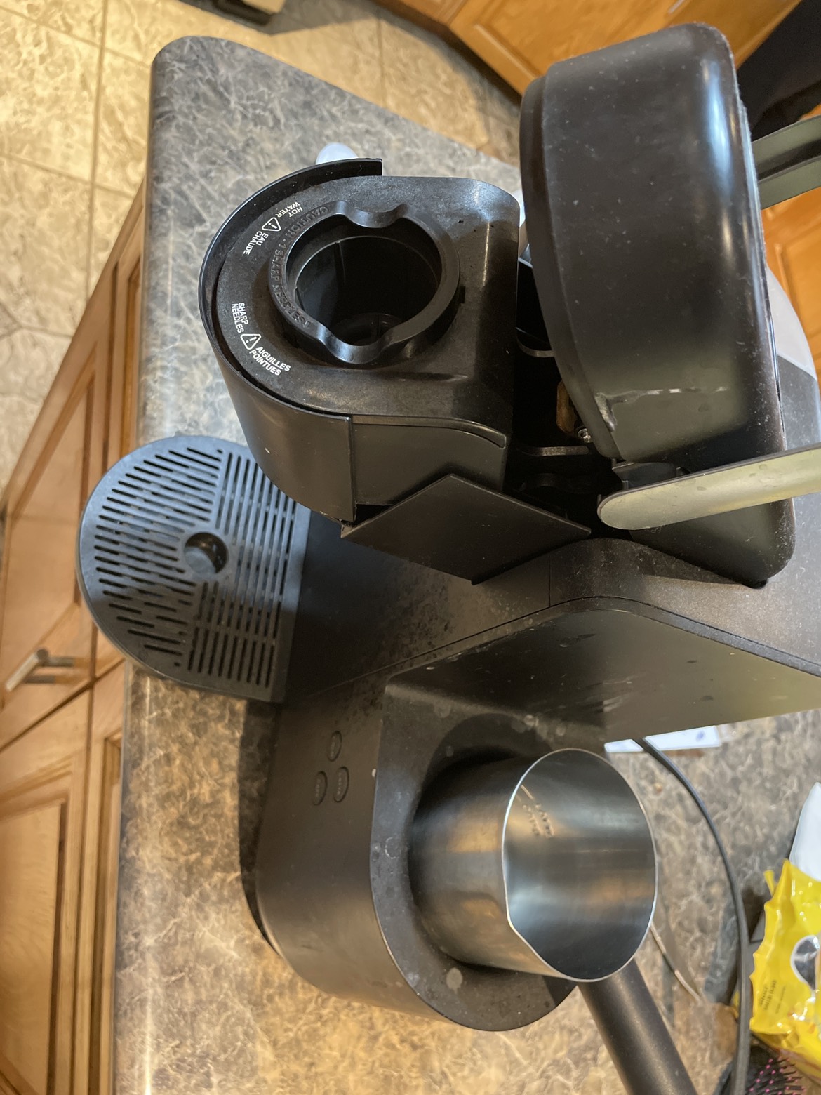 Keurig coffee machine - photo 2