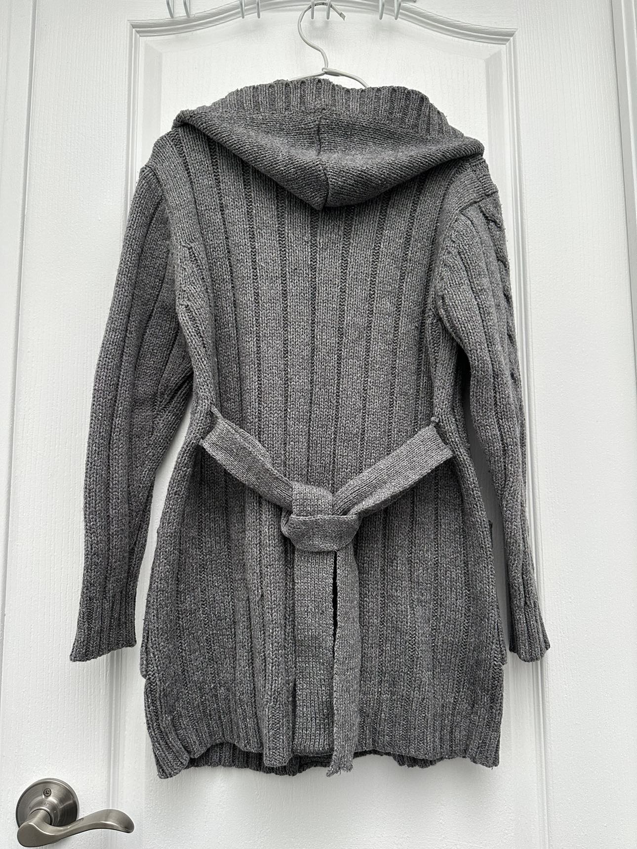 Grey Ladies’ Fall Knitted Warm Wool Cardigan w/Belt image indicator(2)