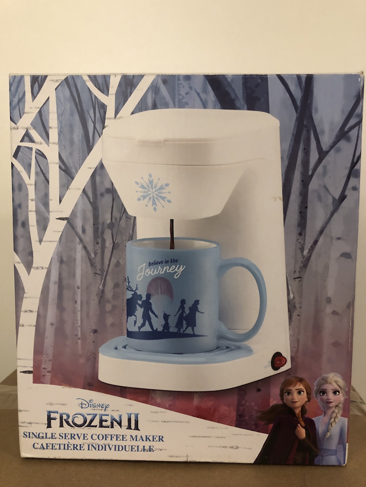 Disney’s Frozen Themed Coffee Maker - photo 2