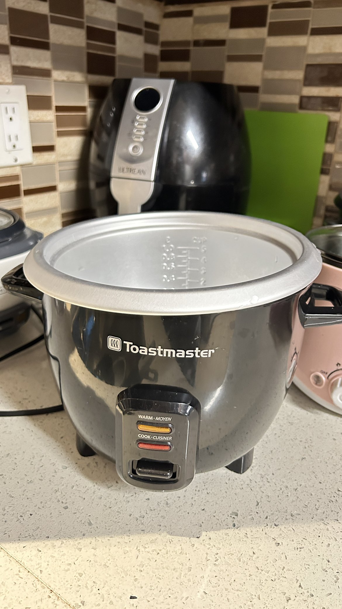 A cooker and a small pan - photo 2