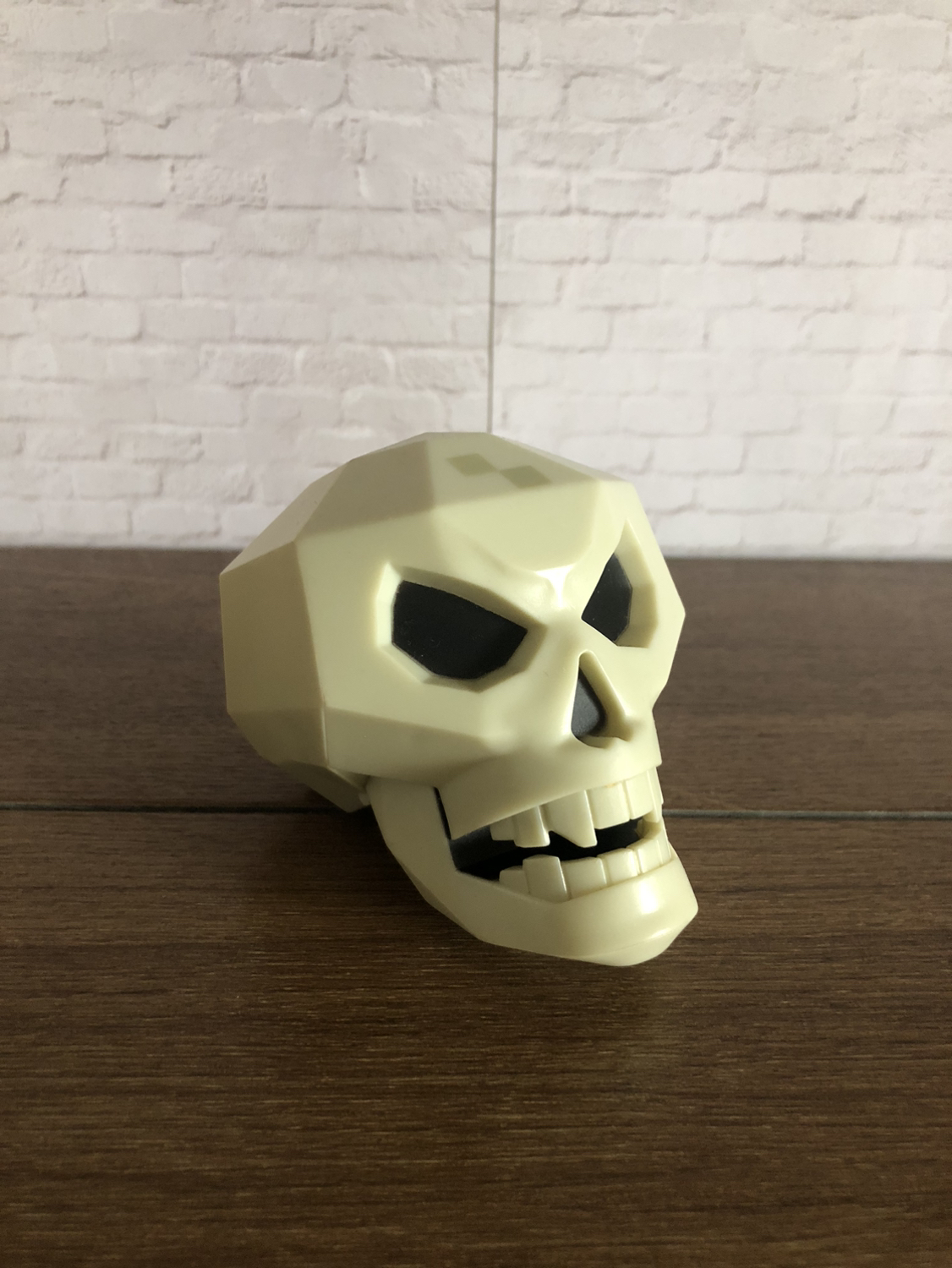 Terraria deluxe skeleton action figure pack thumbnail