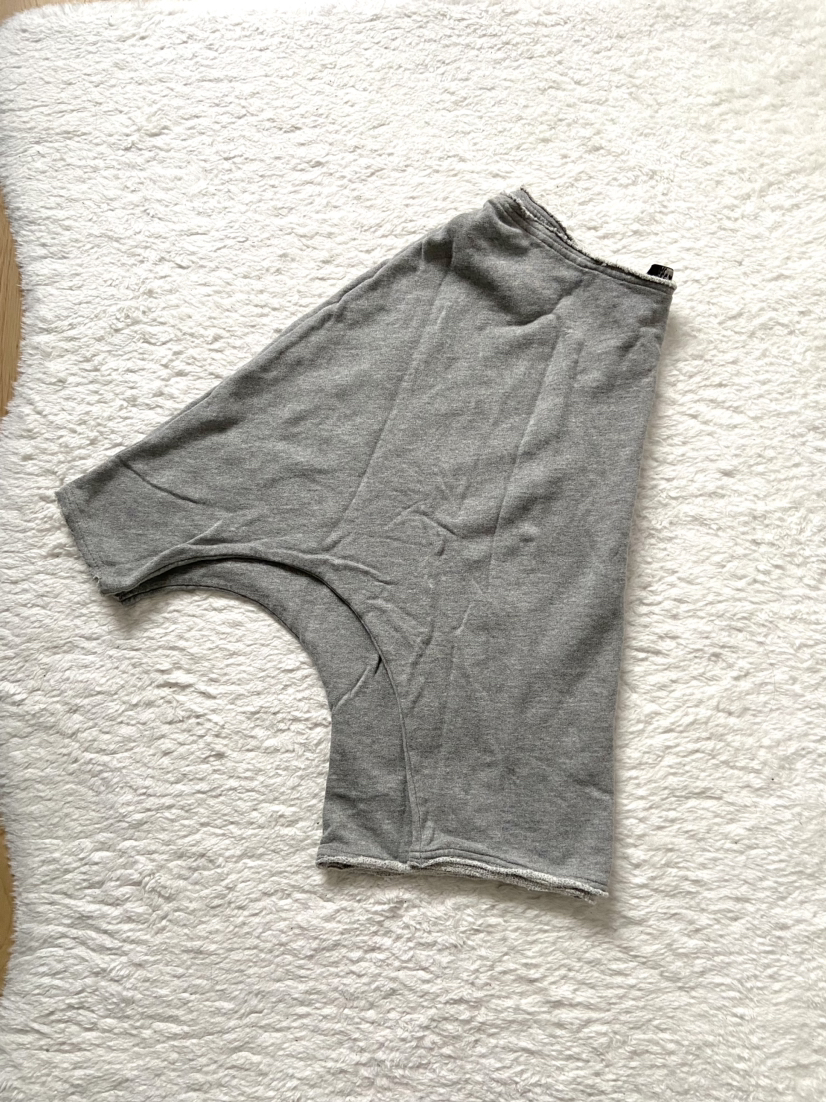 All Saints Asymmetric off shoulder sweatshirt size S image indicator(5)