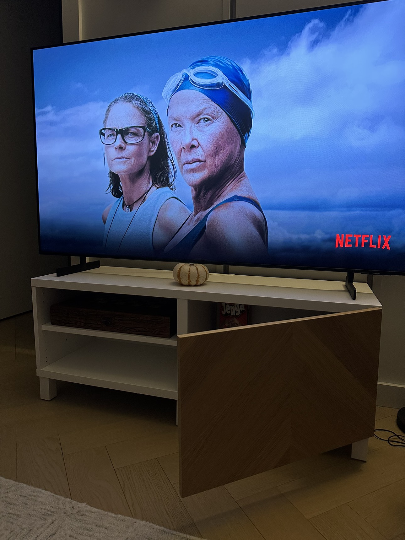 IKEA BESTA MEDIA CONSOLE - photo 3