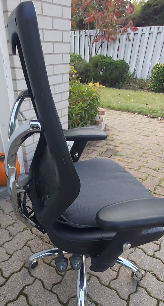 Free chair on wheels # FREECYCLE - photo 4