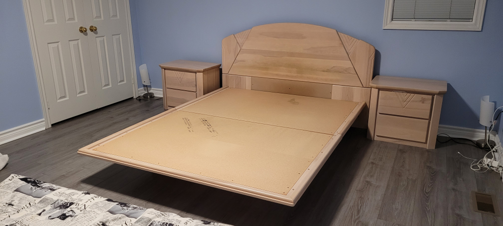 Queen Bed Set with Dresser, Mirror & Drawers