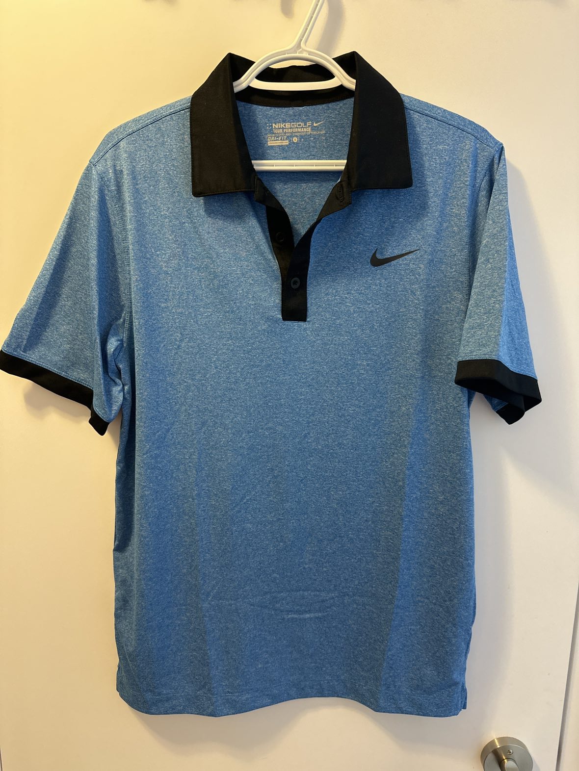 Nike dri fit golf shirt