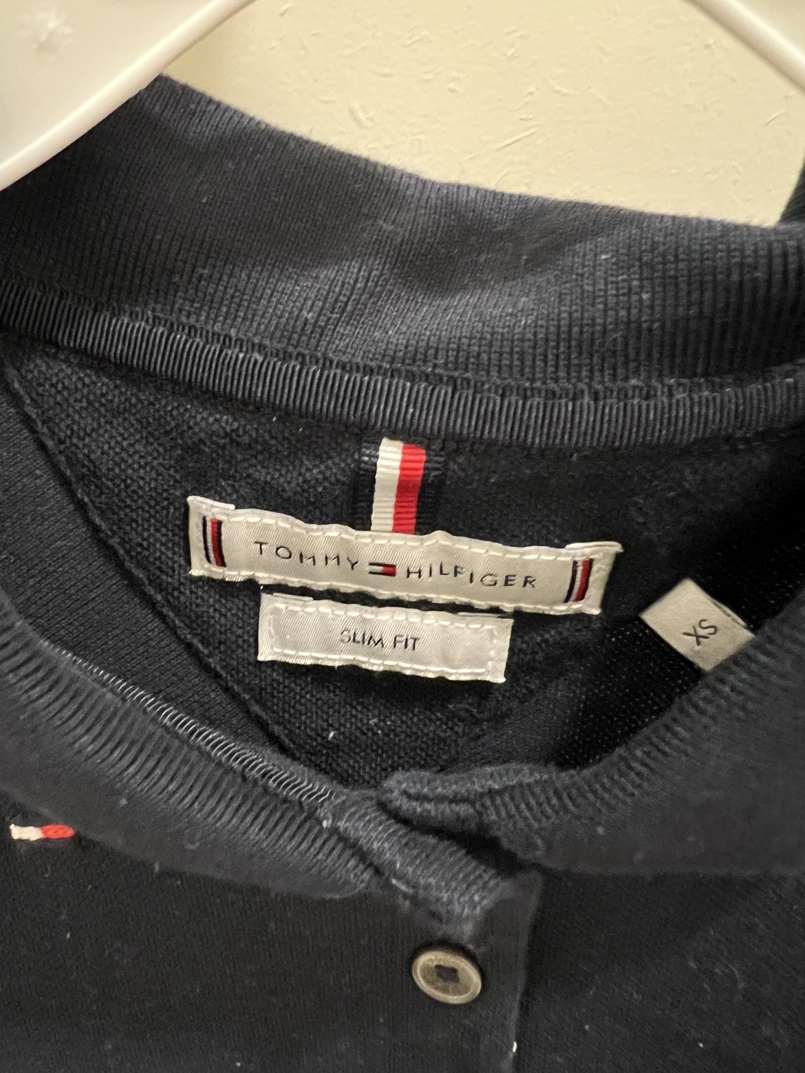 Tommy Hilfiger shirt image indicator(2)