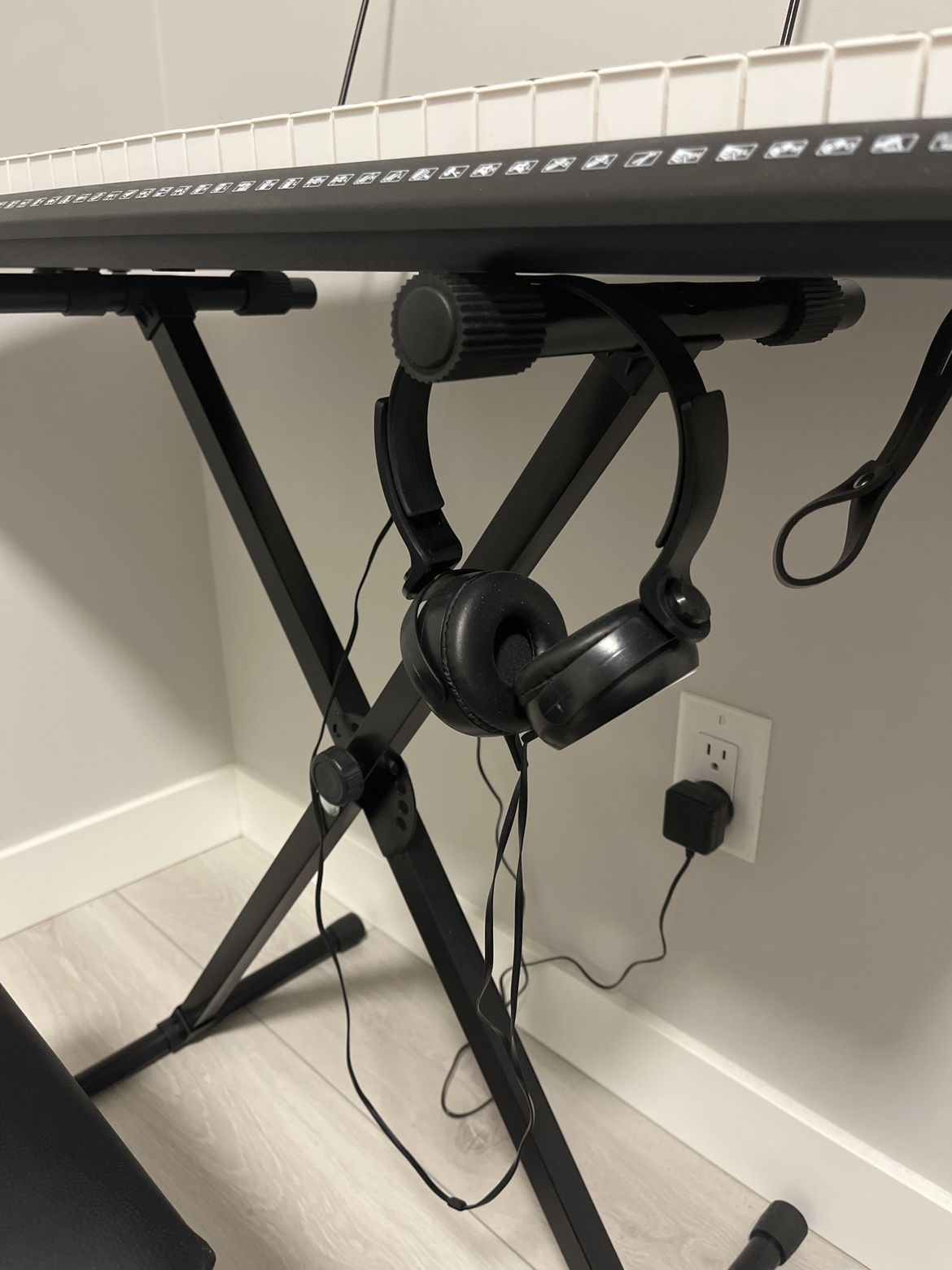 Electric Keyboard - photo 3