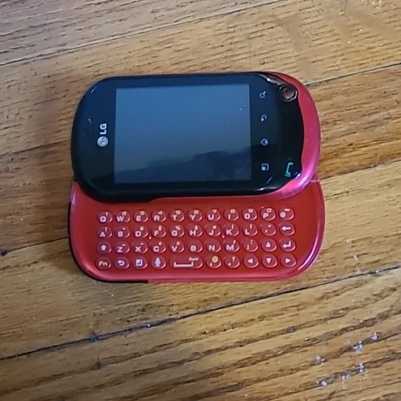LG C-555 Cell Phone thumbnail