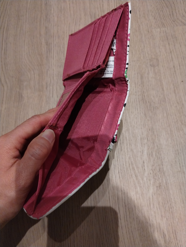 wallet thumbnail