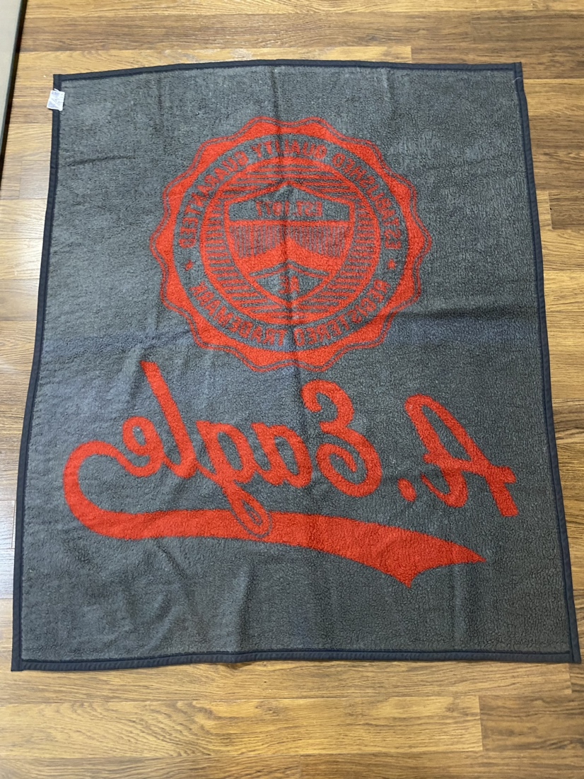 American Eagle Blanket image indicator(2)