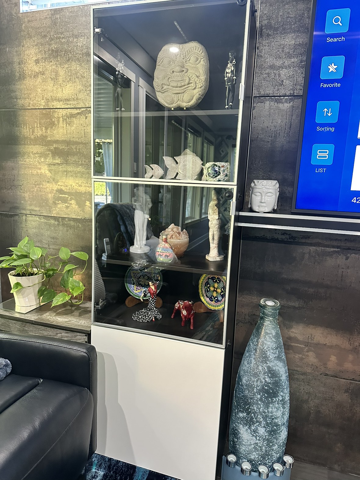 IKEA display storage cabinet with lights - photo 2