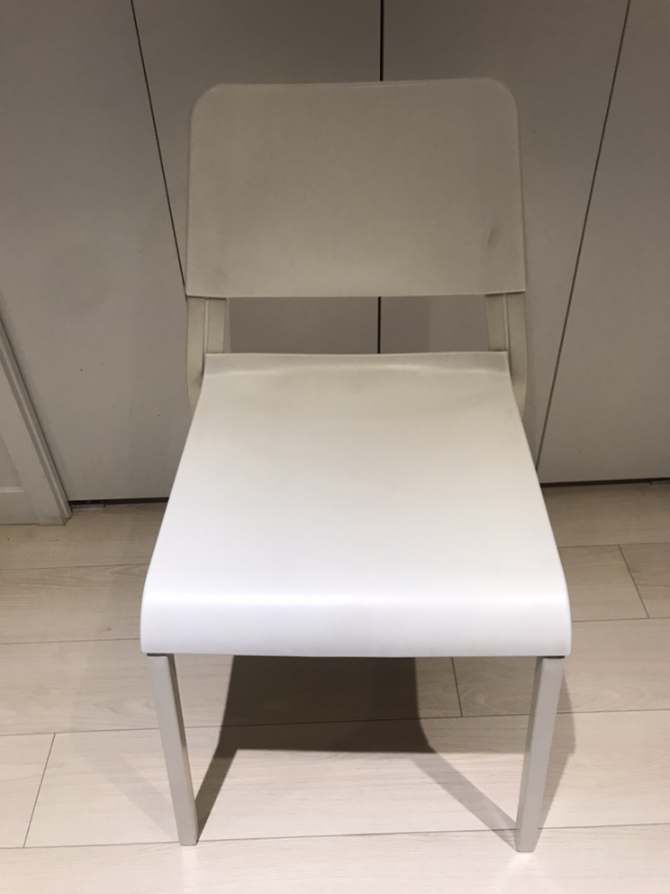 IKEA White chairs (4)