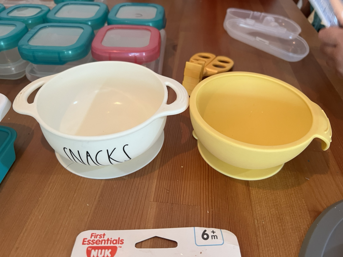 Baby food containers, cups, scissors etc - photo 5
