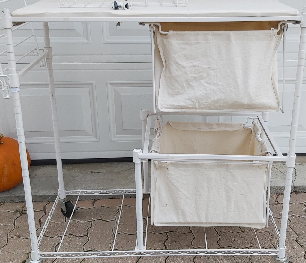 # Freecycle Laundry Cart - photo 3