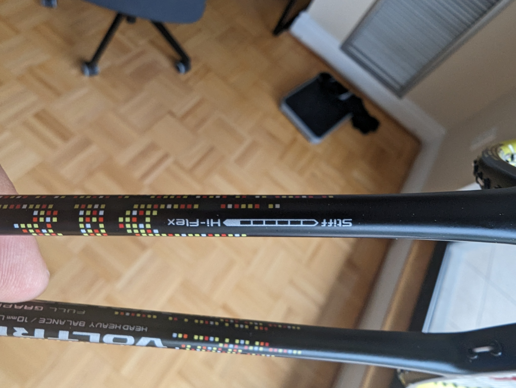 Yonex Voltric Lite Badminton Racquet Pair (Used only once) - photo 5