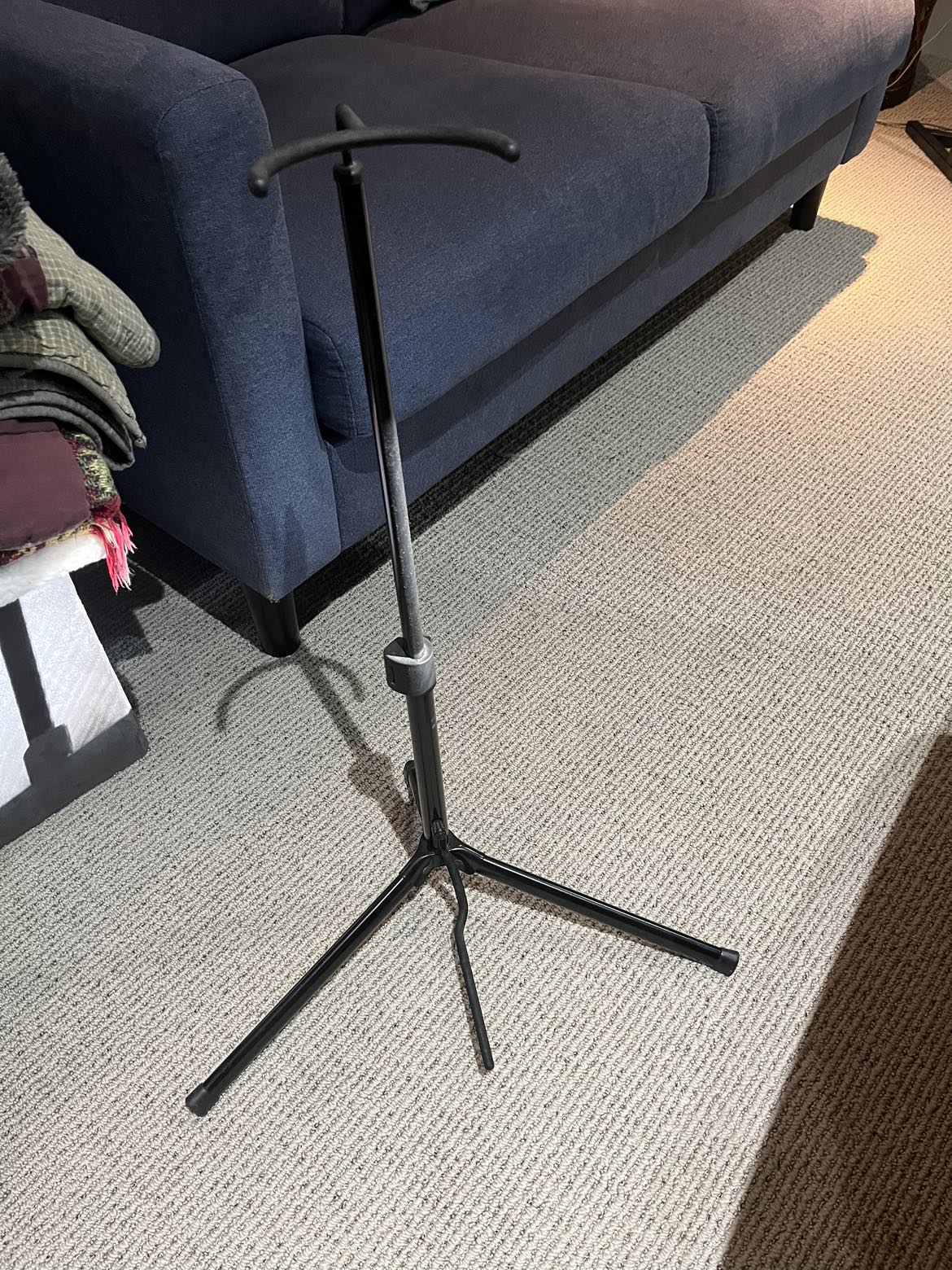 Beaver Creek Guitar, stand and case - photo 3