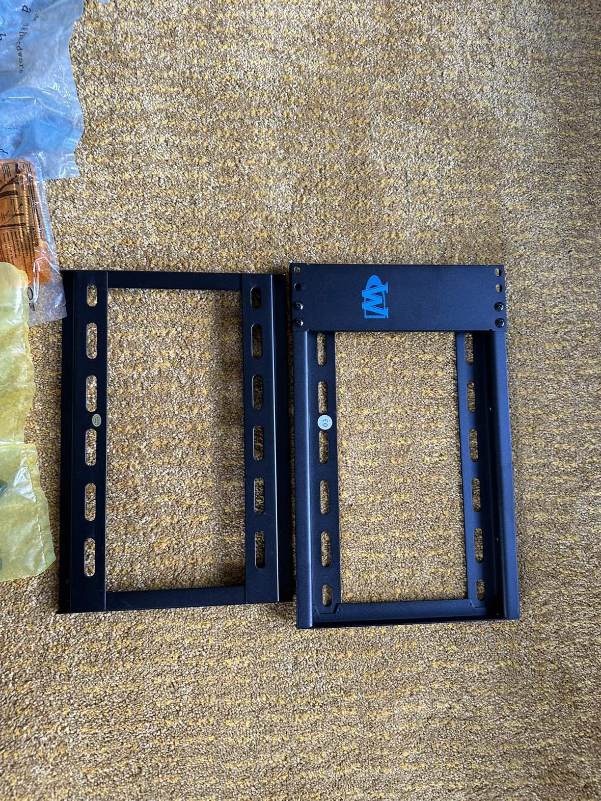 TV / Wall Mount 42-84 inches - photo 2