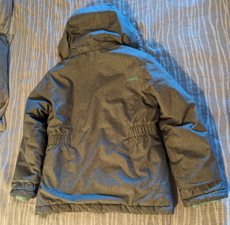 Oshkosh Snowsuit size 7 $35 - photo 2