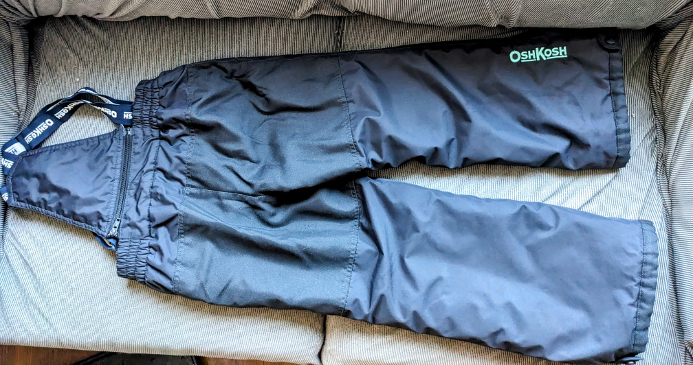 Oshkosh Snowsuit size 7 $35 - photo 3