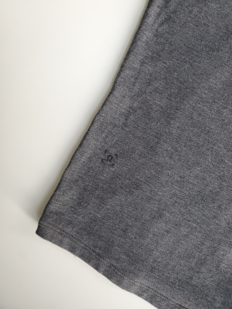 Lululemon long sleeve henley (grey) image indicator(4)