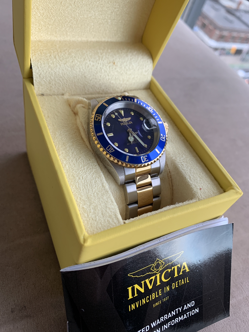 Two-toned automatic dive watch image indicator(2)