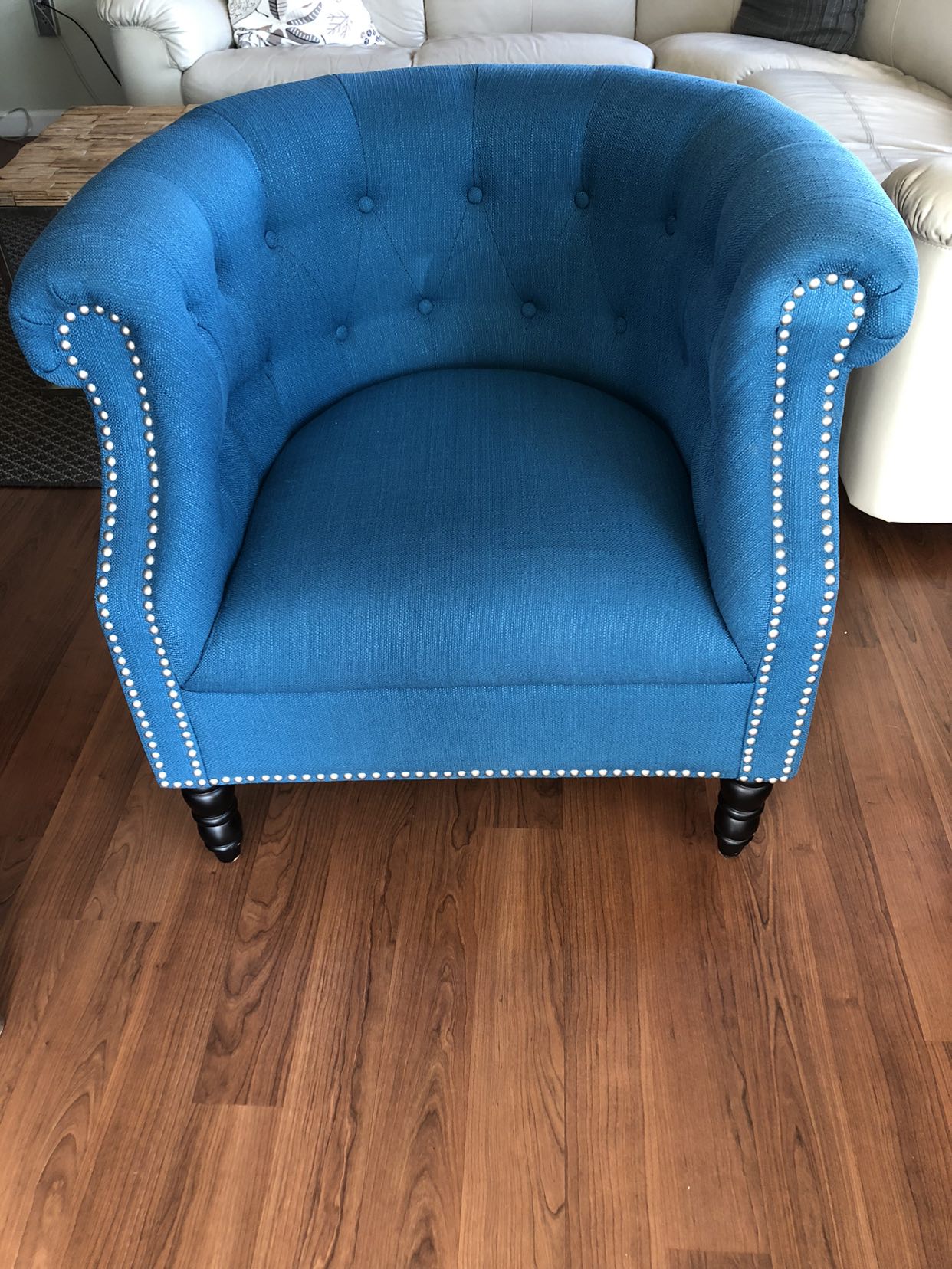 Handy Living Annalise Chesterfield Chair