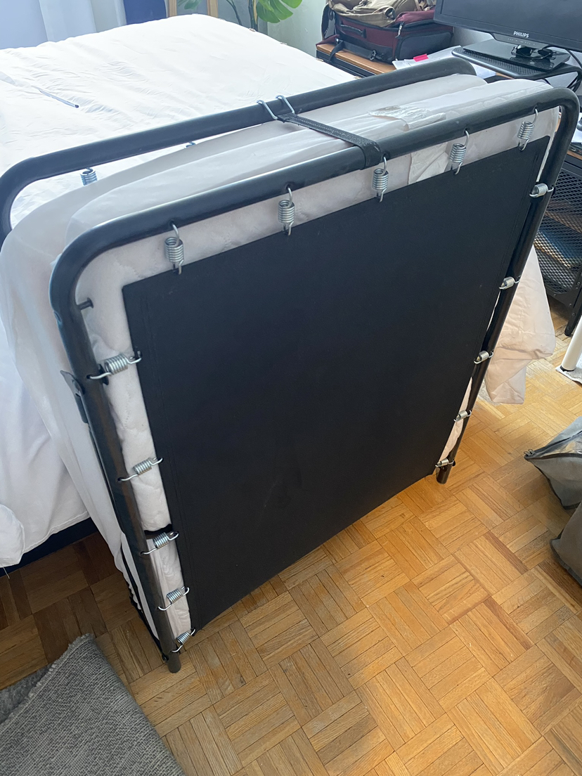 Folding bed