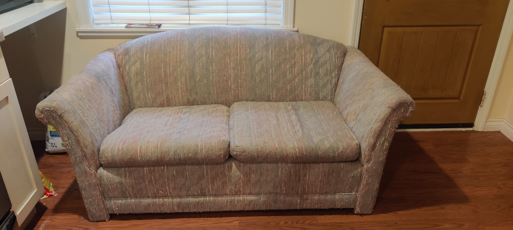 Loveseat thumbnail