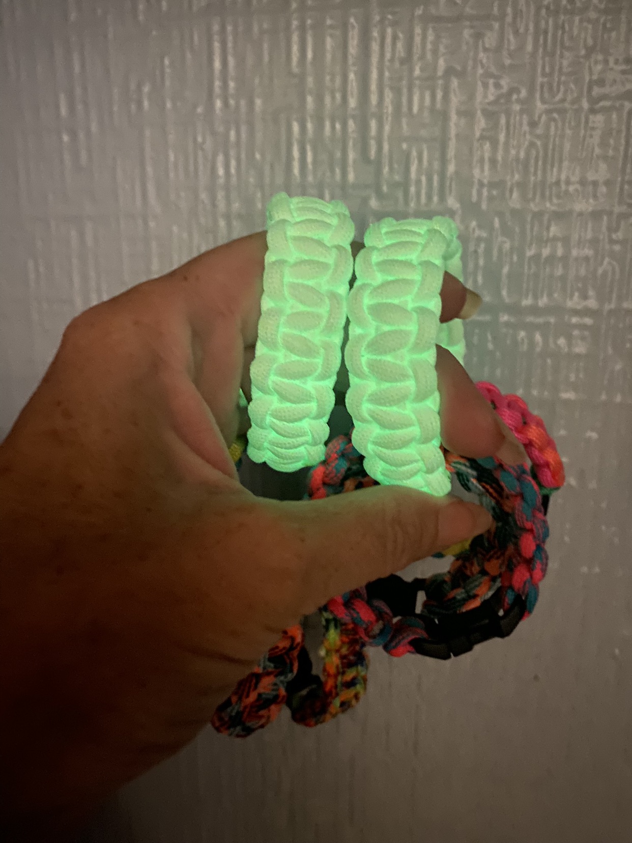 Bracelets image indicator(2)