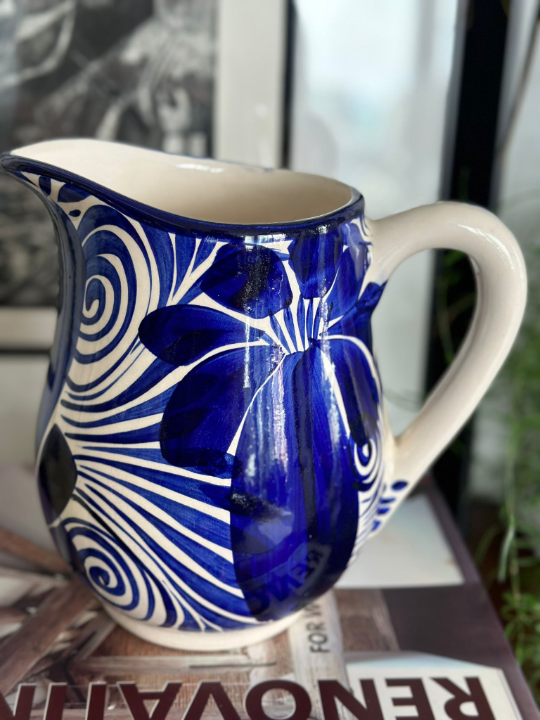 Mexican Ceramic Jar image indicator(2)