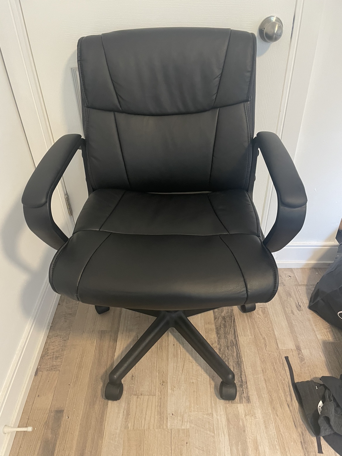 Office chair - photo 2
