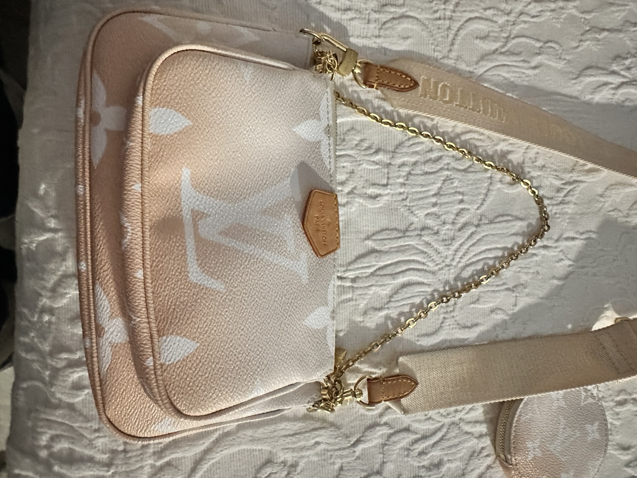 LV by Pool Edition - photo 2