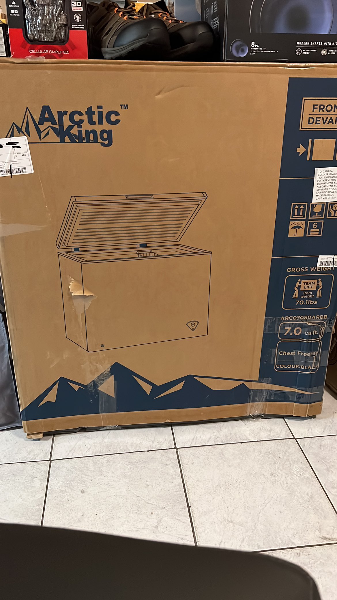Selling New Open box Arctic King Black 7.0 cu. ft Freezer - photo 2