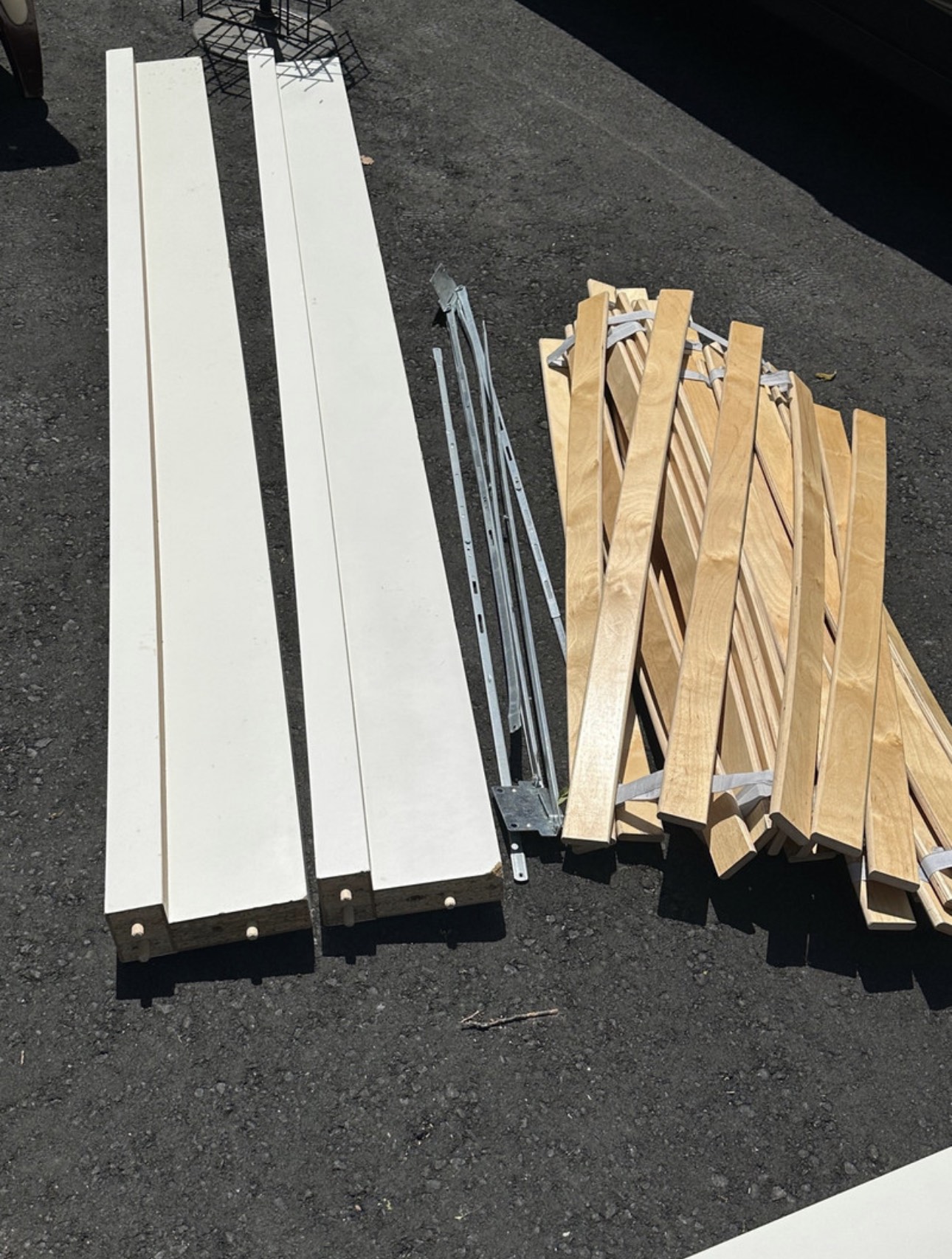 FREE - Malm double bed, bed frame (Support beam missing) - photo 5