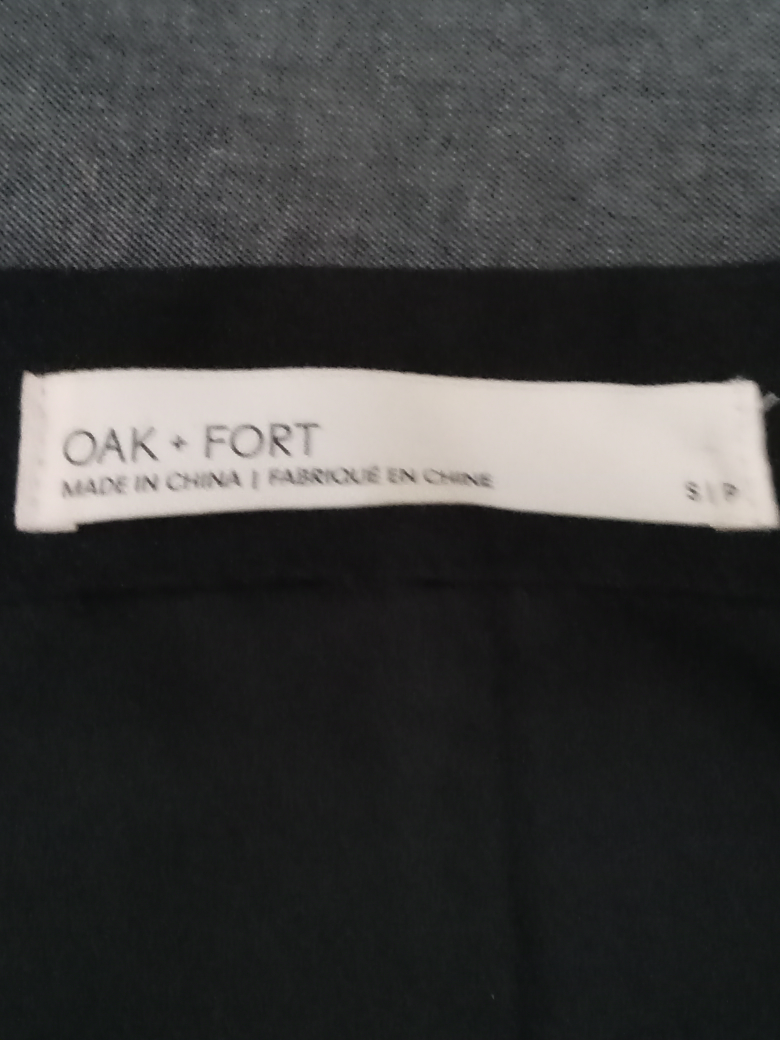 Black blouse image indicator(2)