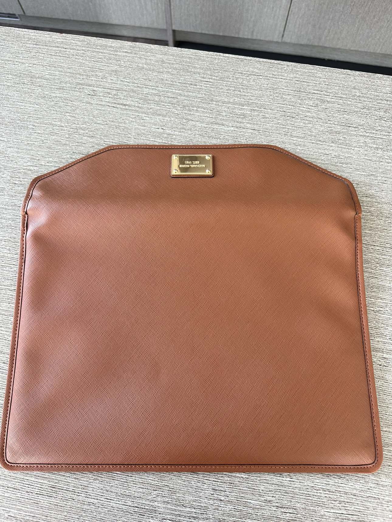 Michael Kors Laptop Case - photo 5