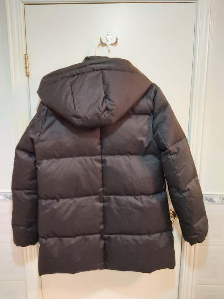 DKNY black hooded puffer coat, size medium image indicator(4)