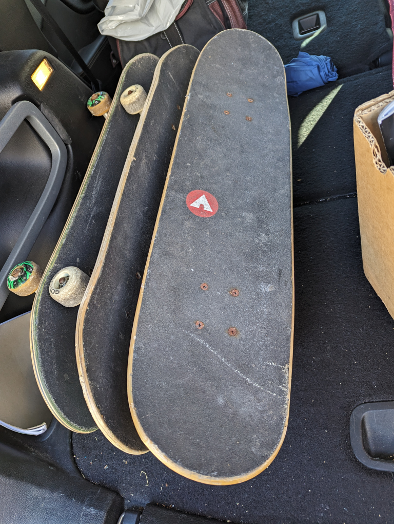 3 skateboards - photo 2