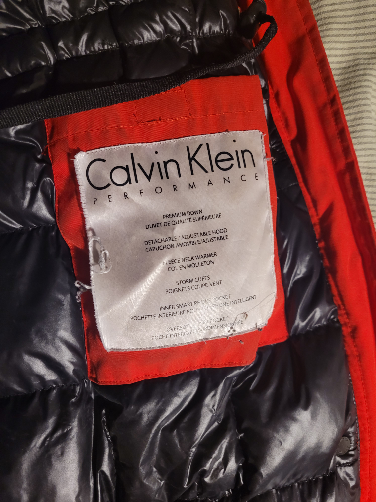 womens size M winter coat image indicator(3)