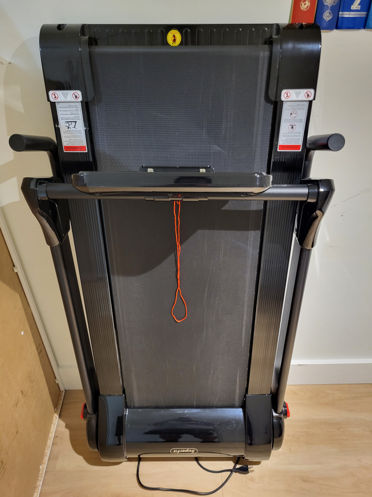Treadmill 2.25 HP, Folds nicely for storage 🦃 - photo 3